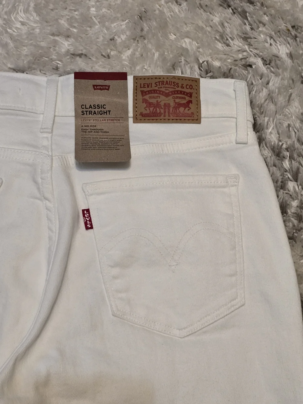 Levi's Women's White Straight-Leg Jeans